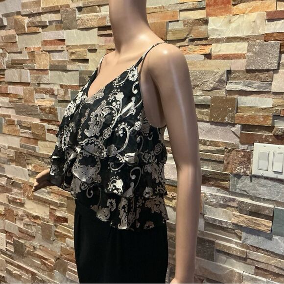 Alice + Olivia Vanessa Tiered Devore Camisole Top - Picture 4 of 10